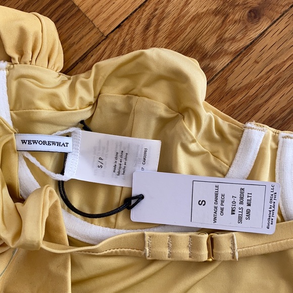 We Wore What Vintage Danielle 1 Piece Swimsuit NWT - Picture 5 of 7